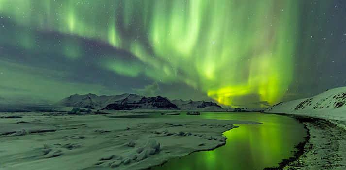 Viaggio invernale in Islanda sotto le luci dell'aurora boreale